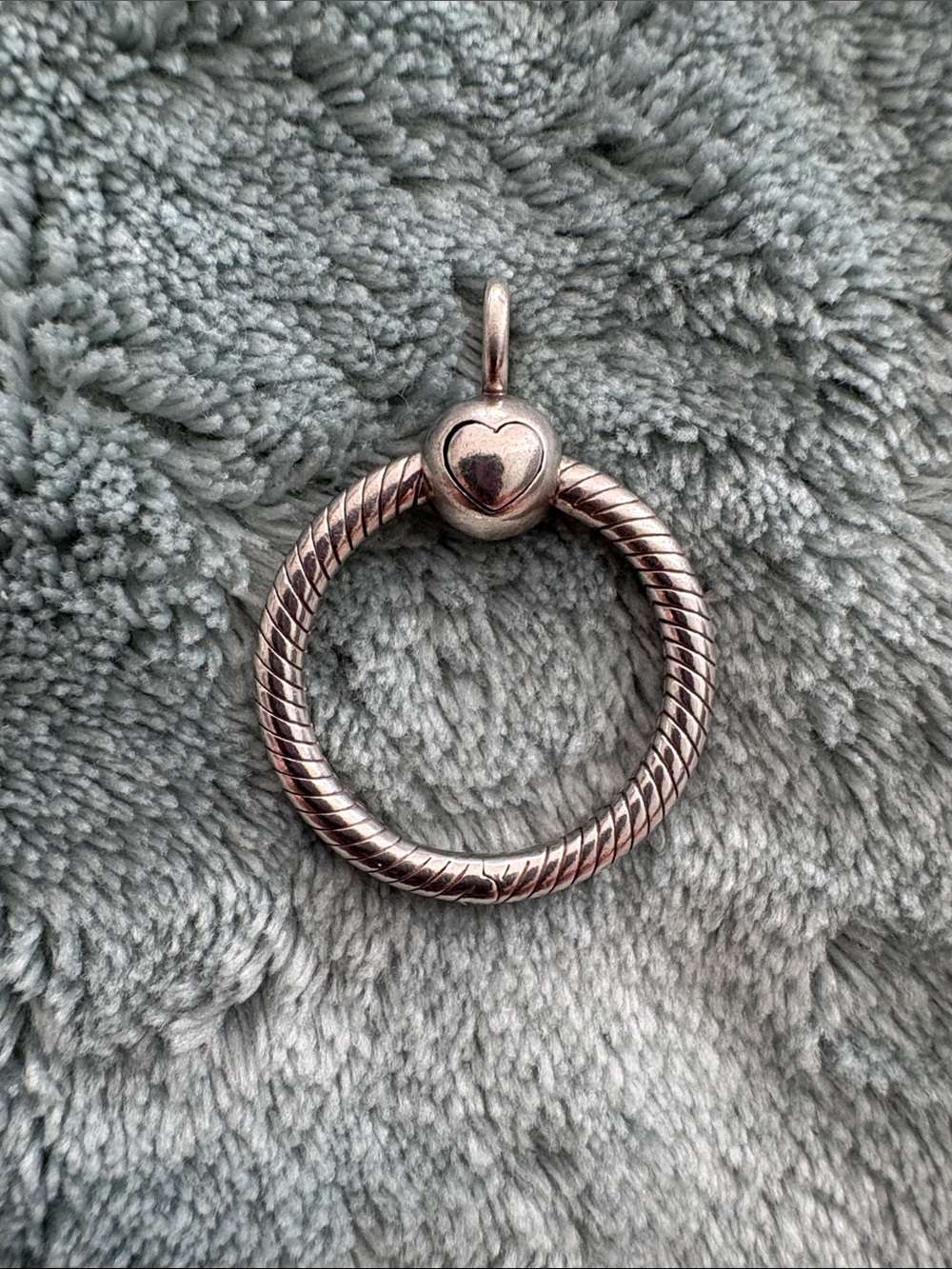 Pandora Moments O Small Pendant